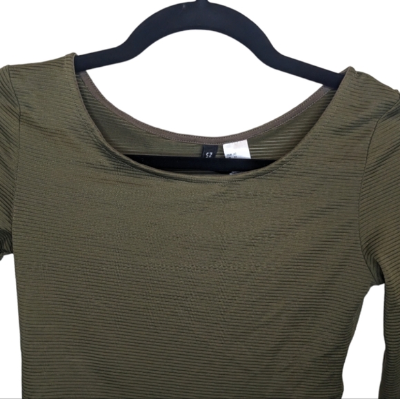 H&M Divided Olive Green Long Sleeve Crop Top 🌿✨ XS - Picture 4 of 8